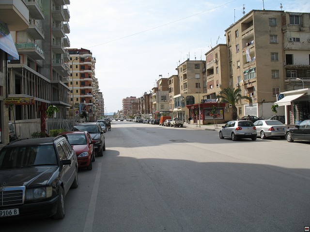 Albanie-Vlora_IMG_4329.jpg