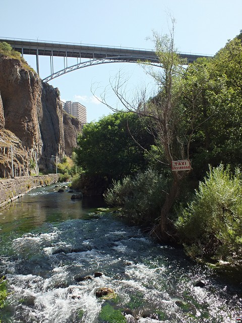 DSCF4106_Jermuk-taxi.jpg