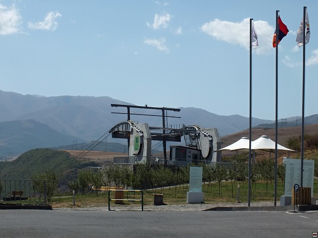 DSCF4216_Lanovka-na-Tatev.jpg